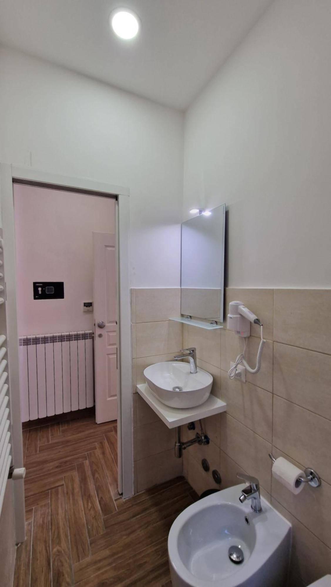 Susy'S Guest House - Room Spagna Rom Exteriör bild